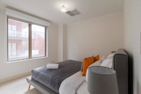 One Bedroom In Adelaideâ€™s East End FREE WIFI*Netflix*Parking - Accommodation Rockhampton 9