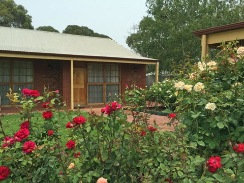 Coonawarra Place Motor Inn - Accommodation Rockhampton 24