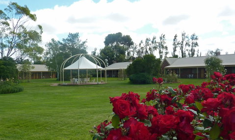 Coonawarra Place Motor Inn - Accommodation Rockhampton 9