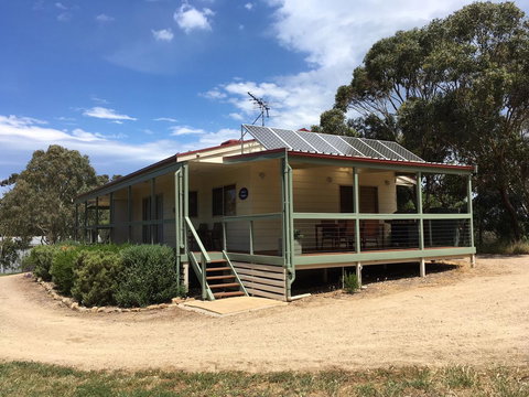 Shiraz Cottage - Accommodation Rockhampton 0
