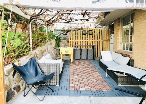 Stunning House With Beautiful Entertainment Area!! - Accommodation Rockhampton 13