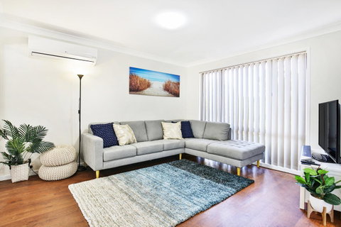 Wildwood I Pet Friendly I 5 Mins To Beach - Accommodation Rockhampton 3