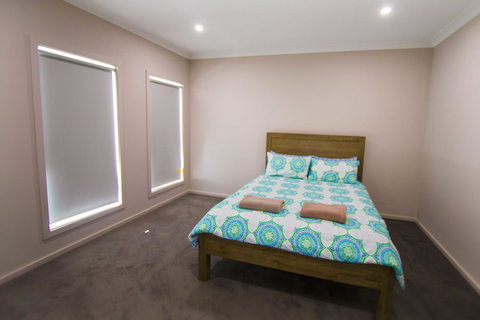 Serene Shores - Accommodation Rockhampton 6