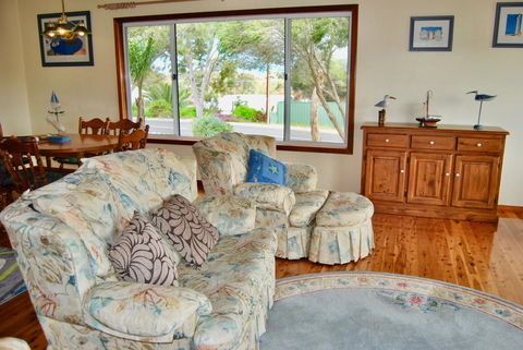 Annie\'s Balquhidder Cottage - Accommodation Rockhampton 9