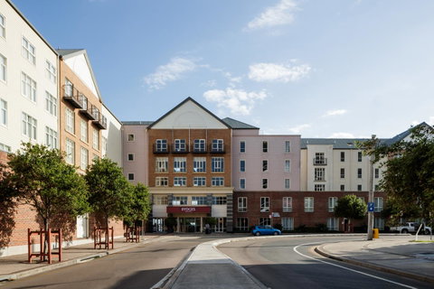 Rydges Newcastle - Accommodation Rockhampton 2