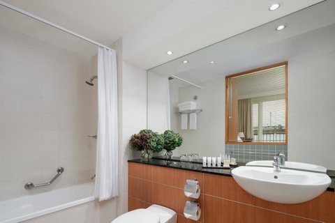 Rydges Newcastle - Accommodation Rockhampton 20