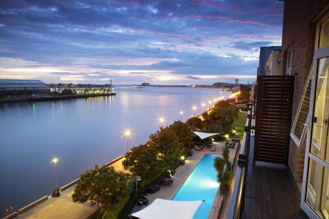 Rydges Newcastle - Accommodation Rockhampton 0