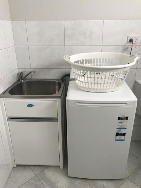 Beachside & Jetty View Apartment 6 - Captain\'s Apt - Accommodation Rockhampton 23