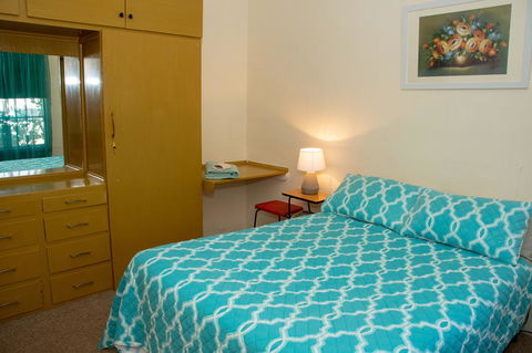 Kimba Units - Accommodation Rockhampton 0