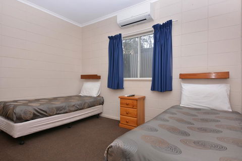Motel Poinsettia - Accommodation Rockhampton 16