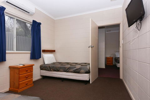 Motel Poinsettia - Accommodation Rockhampton 17