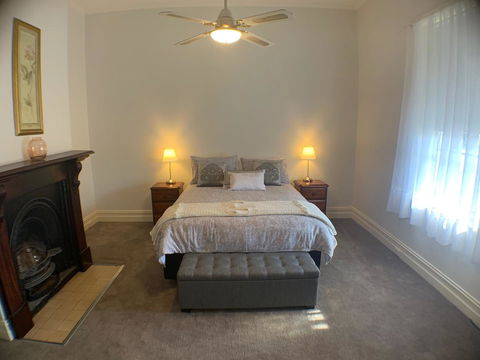 On Gilbert - Accommodation Rockhampton 8