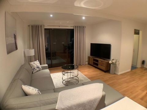 On Gilbert - Accommodation Rockhampton 5