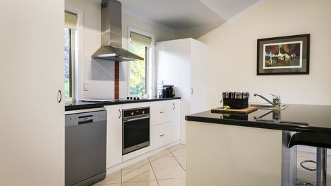 One Tree Bed And Breakfast - Accommodation Rockhampton 7