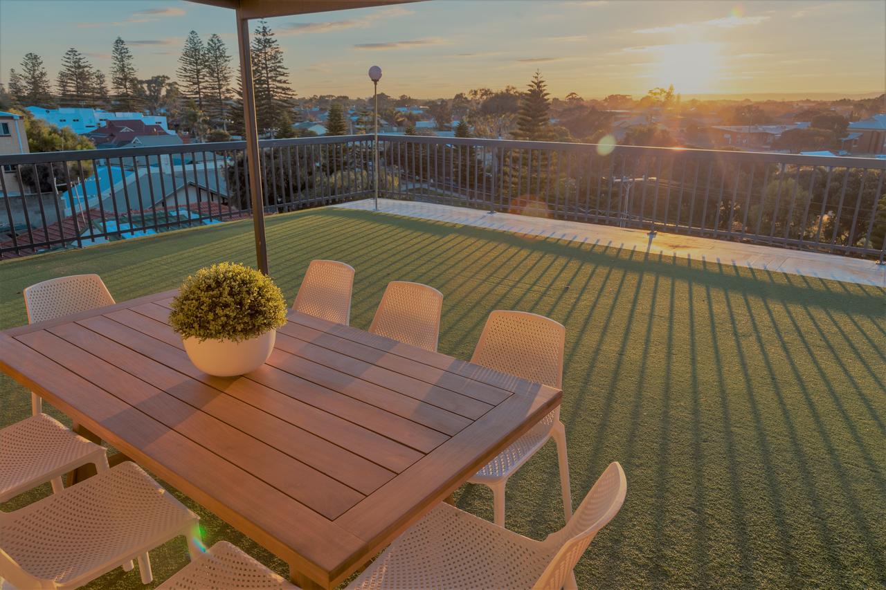 Henley Beach South SA Accommodation Rockhampton