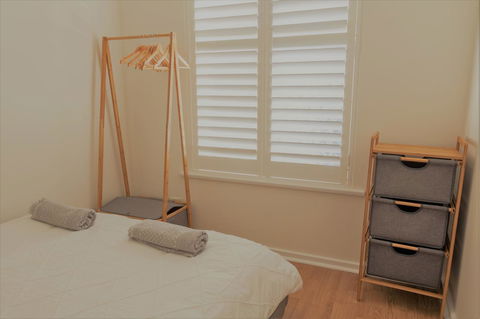 Henley Beach South, Amazing Views, Huge Private Balcony! - Accommodation Rockhampton 13