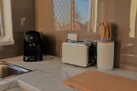 Henley Beach South, Amazing Views, Huge Private Balcony! - Accommodation Rockhampton 9