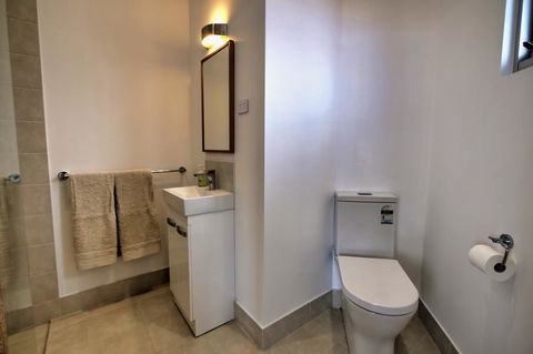 Cloudscape Apartment No 2 - Accommodation Rockhampton 6