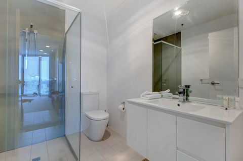 Executive Suite, Incredible Views Of City - Accommodation Rockhampton 9