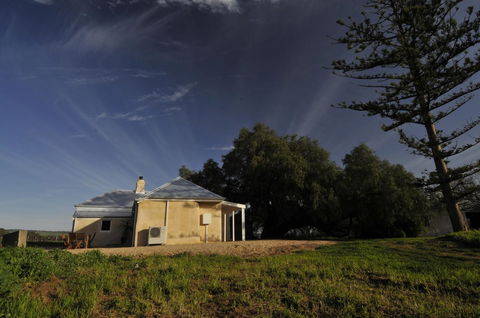 Peppermint Farm Cottage - Accommodation Rockhampton 3