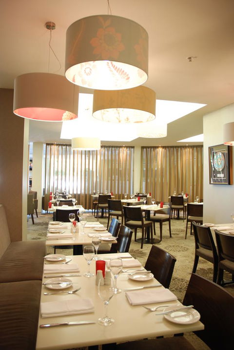 HotelMOTEL Adelaide - Accommodation Rockhampton 13