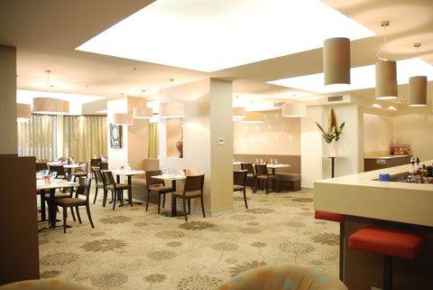 HotelMOTEL Adelaide - Accommodation Rockhampton 10