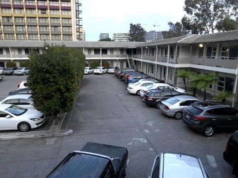 HotelMOTEL Adelaide - Accommodation Rockhampton 1