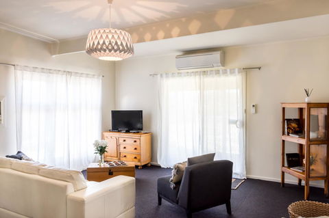 20 Hill Avenue Bed & Breakfast - Accommodation Rockhampton 26