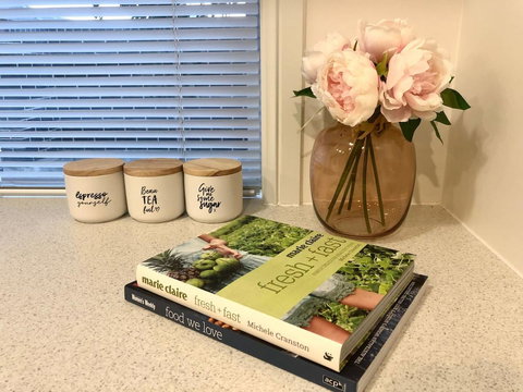 MODERN SPACIOUS 3 BR HOME - NEAR BEACH & AIRPORT - Accommodation Rockhampton 11