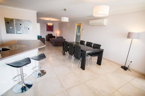 Waterfront On Jefferson, At Wellington Marina, SA - Accommodation Rockhampton 4