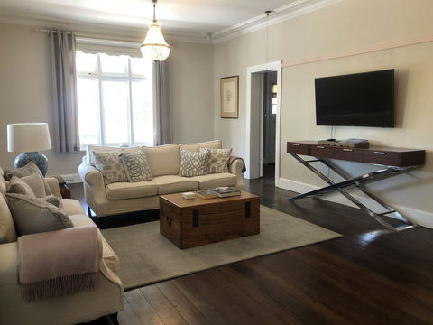 Belmore Cottage - Accommodation Rockhampton 8