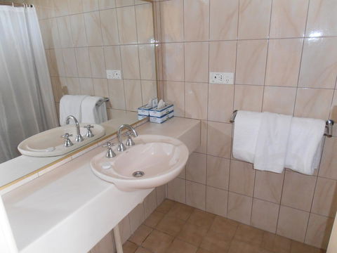 Haven Marina Motel - Accommodation Rockhampton 17