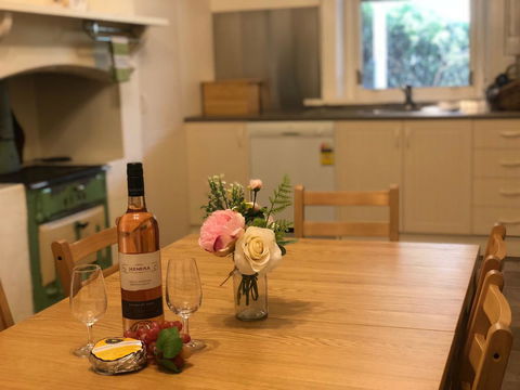 Treasured Memories Cottage - Accommodation Rockhampton 13