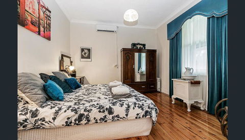 Treasured Memories Cottage - Accommodation Rockhampton 1