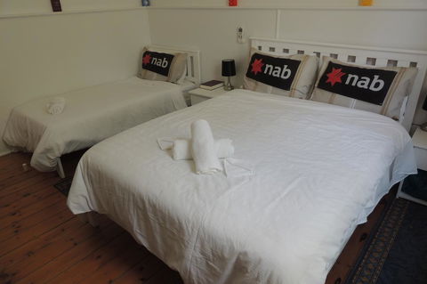 Wozza's B&B - Accommodation Rockhampton 15