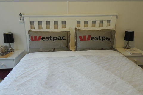 Wozza's B&B - Accommodation Rockhampton 35