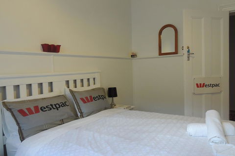Wozza's B&B - Accommodation Rockhampton 36