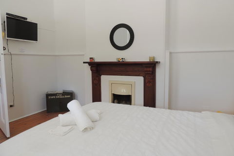 Wozza's B&B - Accommodation Rockhampton 25