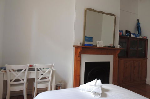 Wozza's B&B - Accommodation Rockhampton 29