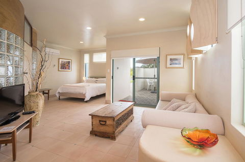 Sea & Soul Beachside Apartments - Accommodation Rockhampton 0