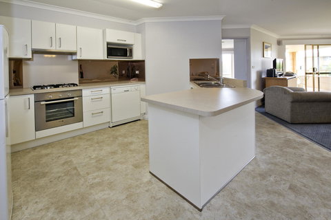 Abbey Beach Resort - Accommodation Rockhampton 21