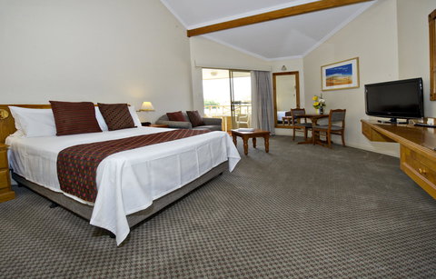 Abbey Beach Resort - Accommodation Rockhampton 14