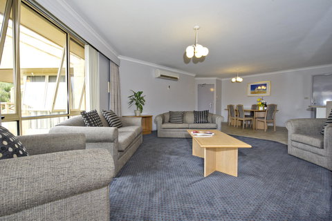 Abbey Beach Resort - Accommodation Rockhampton 24