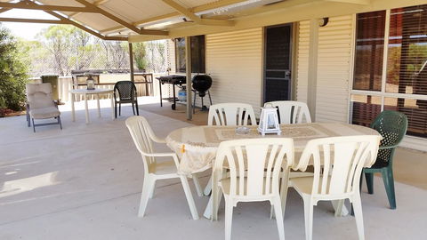 Kanga Cottage - Accommodation Rockhampton 6