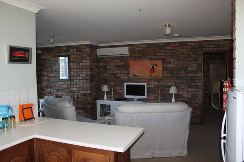 Christina's@Denmark - Accommodation Rockhampton 7