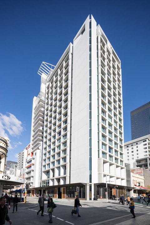 QT Perth - Accommodation Rockhampton 7