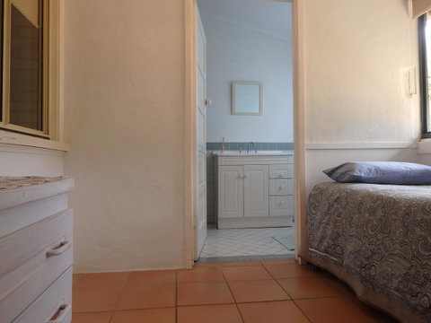 Lazy Lobster Holiday Units & Chalets - Accommodation Rockhampton 13