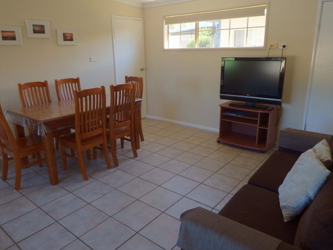 Lazy Lobster Holiday Units & Chalets - Accommodation Rockhampton 31