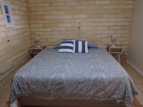 Lazy Lobster Holiday Units & Chalets - Accommodation Rockhampton 11