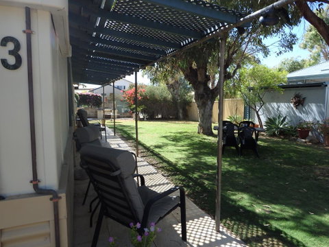 Lazy Lobster Holiday Units & Chalets - Accommodation Rockhampton 9